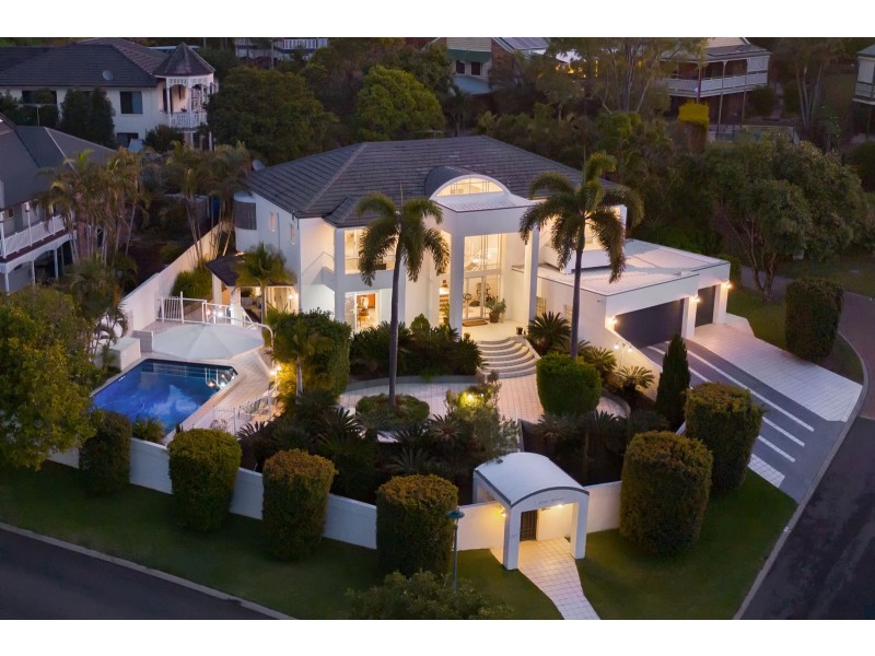 85 Boyd Terrace, Brookfield QLD 4069