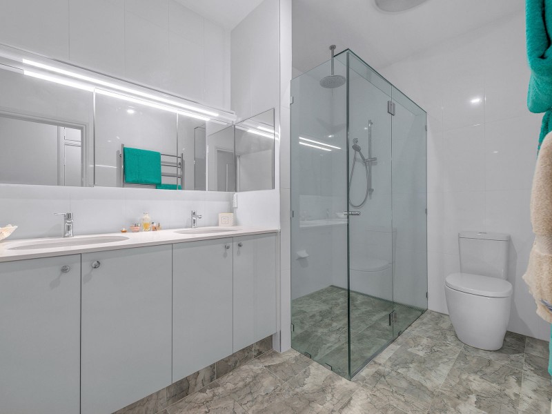 128 Kadumba Street, Yeronga QLD 4104