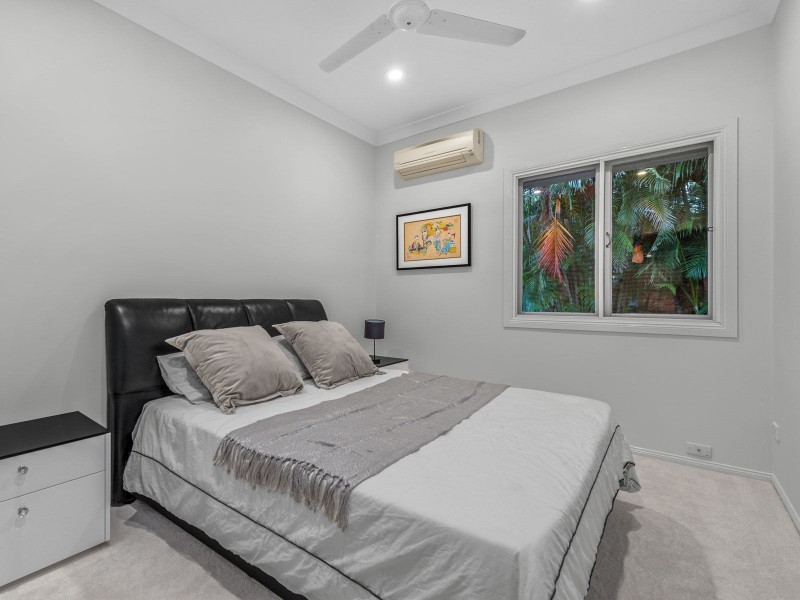 128 Kadumba Street, Yeronga QLD 4104