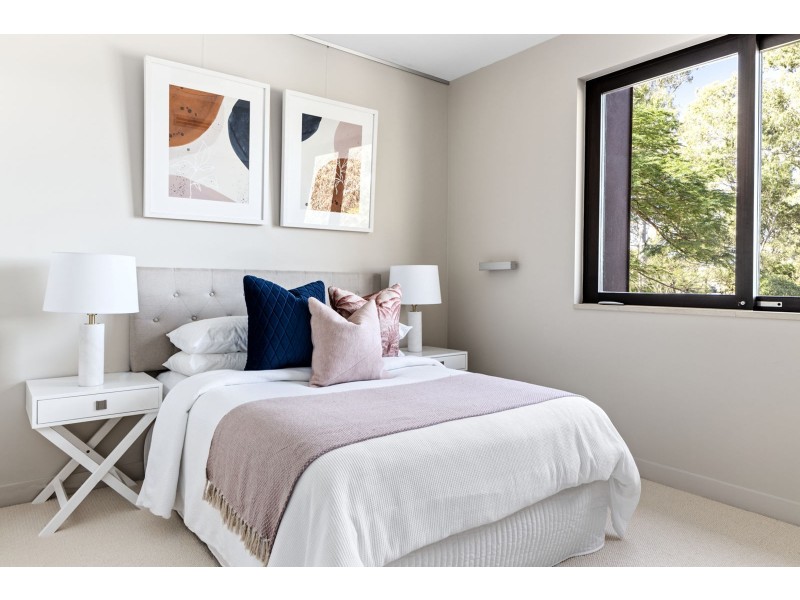 32 Hiron Street, St Lucia QLD 4067