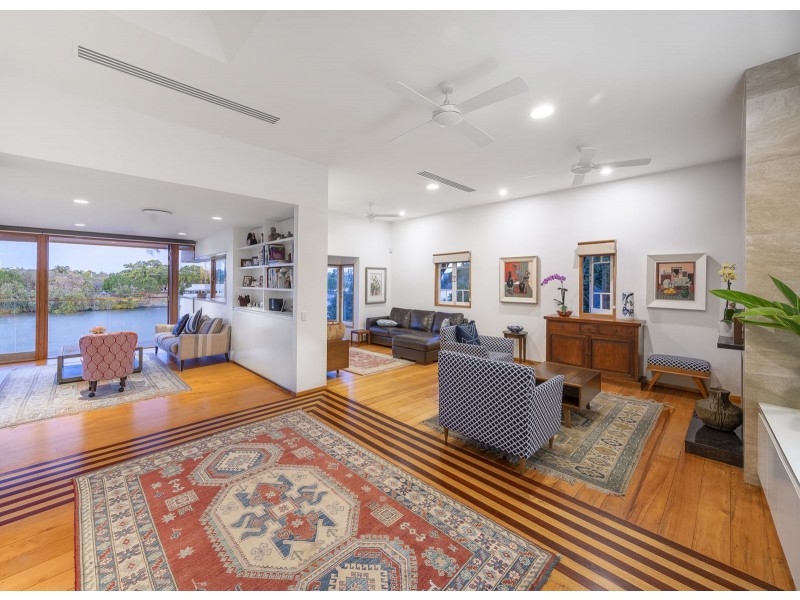 24 Glen Road, Toowong QLD 4066