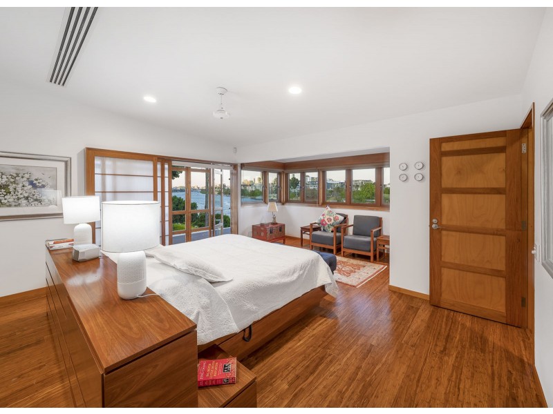 24 Glen Road, Toowong QLD 4066