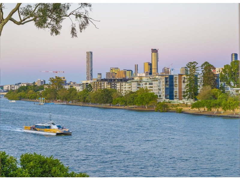 24 Glen Road, Toowong QLD 4066