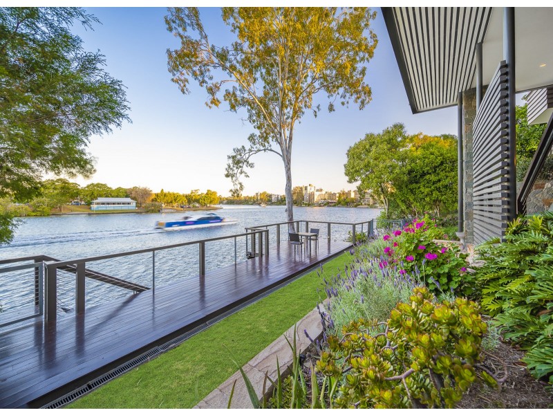 24 Glen Road, Toowong QLD 4066