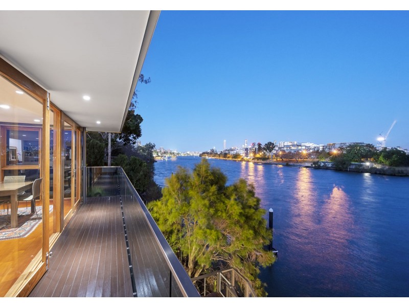 24 Glen Road, Toowong QLD 4066