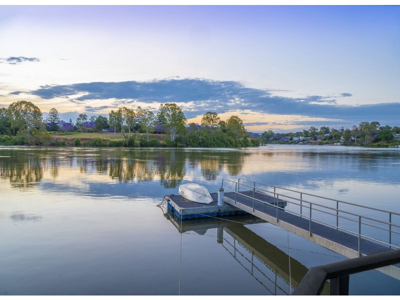 35 Stevens Street, Yeronga QLD 4104