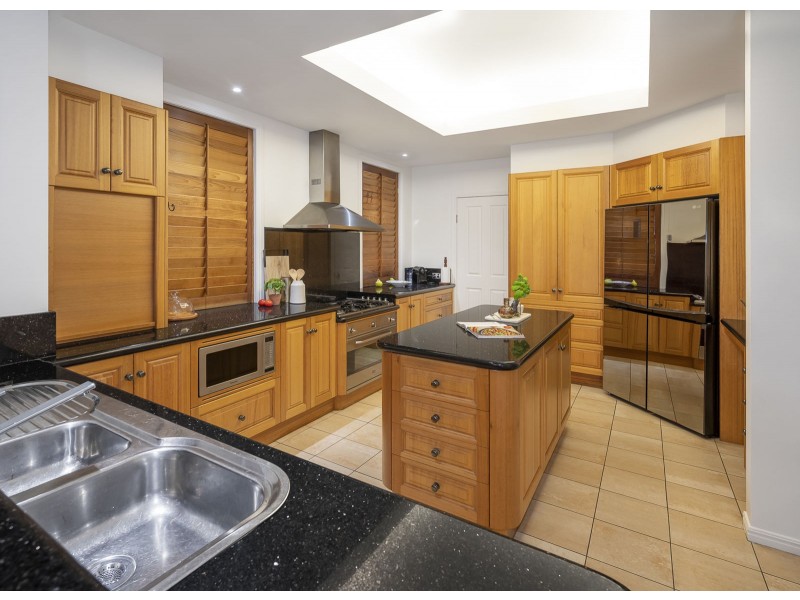 35 Stevens Street, Yeronga QLD 4104