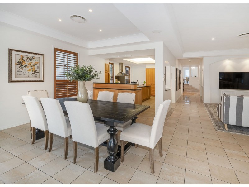 35 Stevens Street, Yeronga QLD 4104