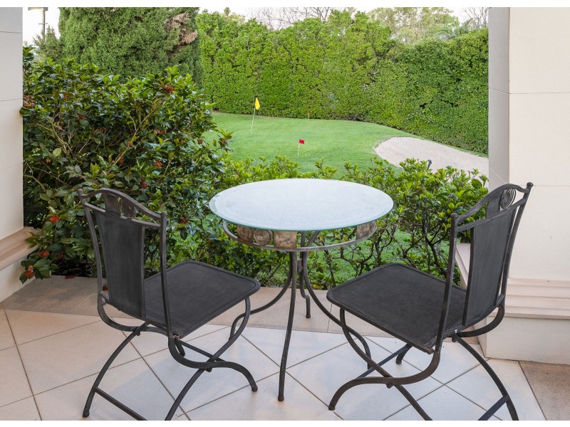 17 Leatherwood Place, Brookfield QLD 4069