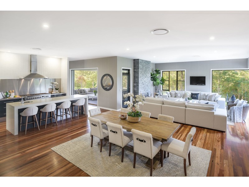 46 Bundaleer Street, Brookfield QLD 4069