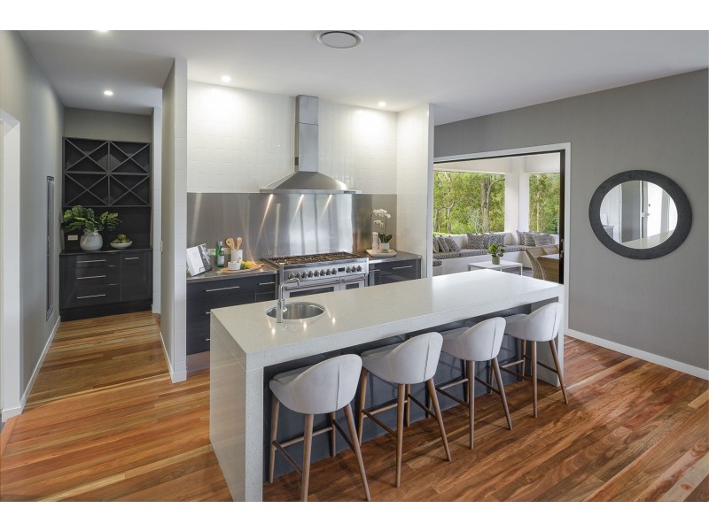 46 Bundaleer Street, Brookfield QLD 4069