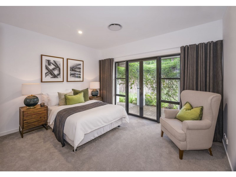 46 Bundaleer Street, Brookfield QLD 4069