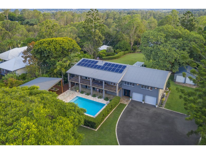 20 Royston Street, Brookfield QLD 4069