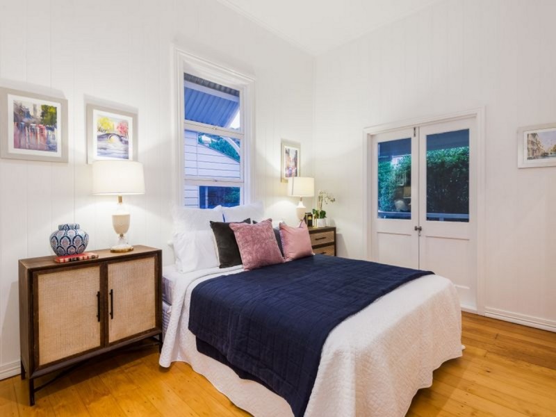 2 Plunkett Street, Paddington QLD 4064