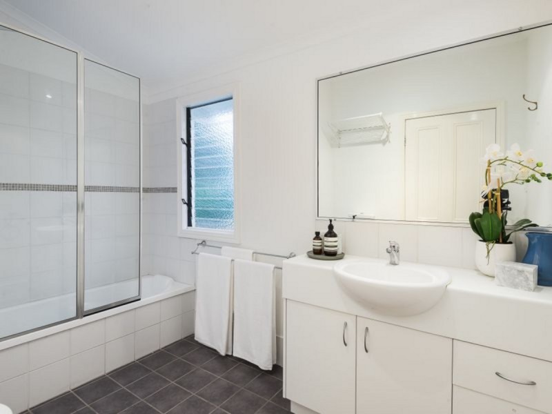 2 Plunkett Street, Paddington QLD 4064