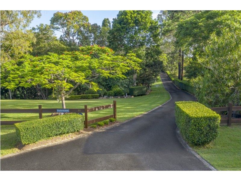 20 Royston Street, Brookfield QLD 4069