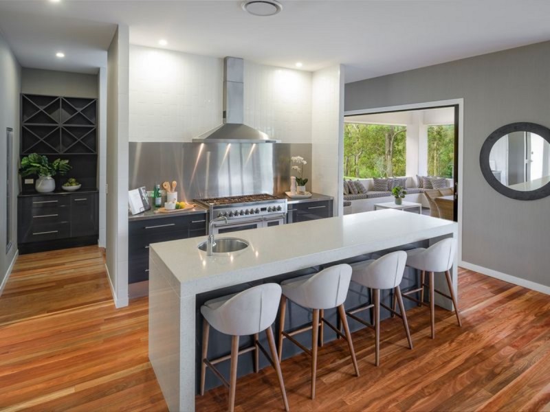 46 Bundaleer Street, Brookfield QLD 4069