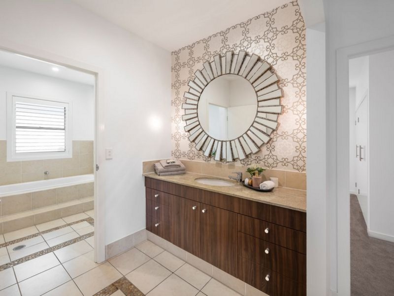 46 Bundaleer Street, Brookfield QLD 4069