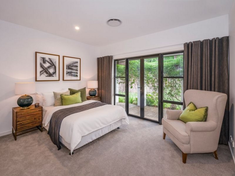 46 Bundaleer Street, Brookfield QLD 4069