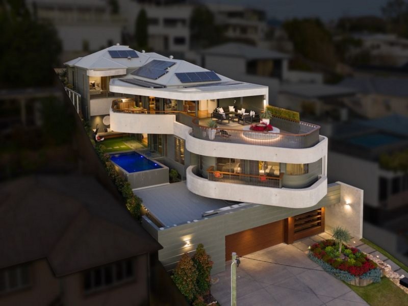 11 Ryan Avenue, Balmoral QLD 4171