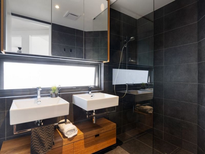 11 Ryan Avenue, Balmoral QLD 4171