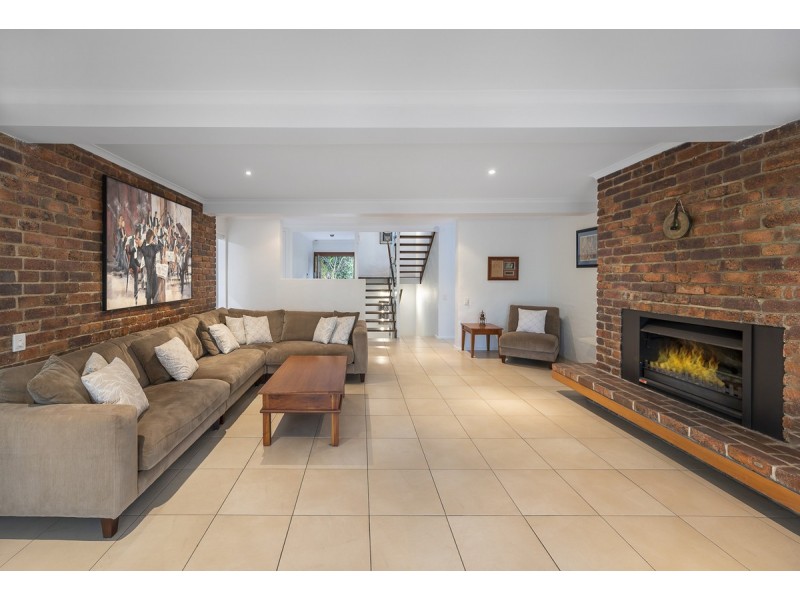 49 Carnegie Street, Westlake QLD 4074