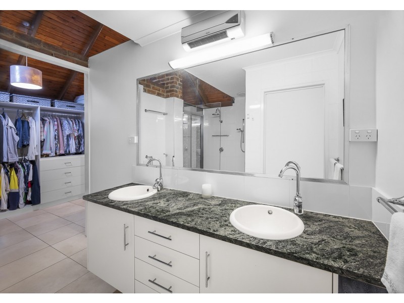 49 Carnegie Street, Westlake QLD 4074