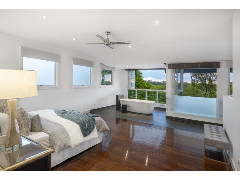 73 Hawken Drive, St Lucia QLD 4067