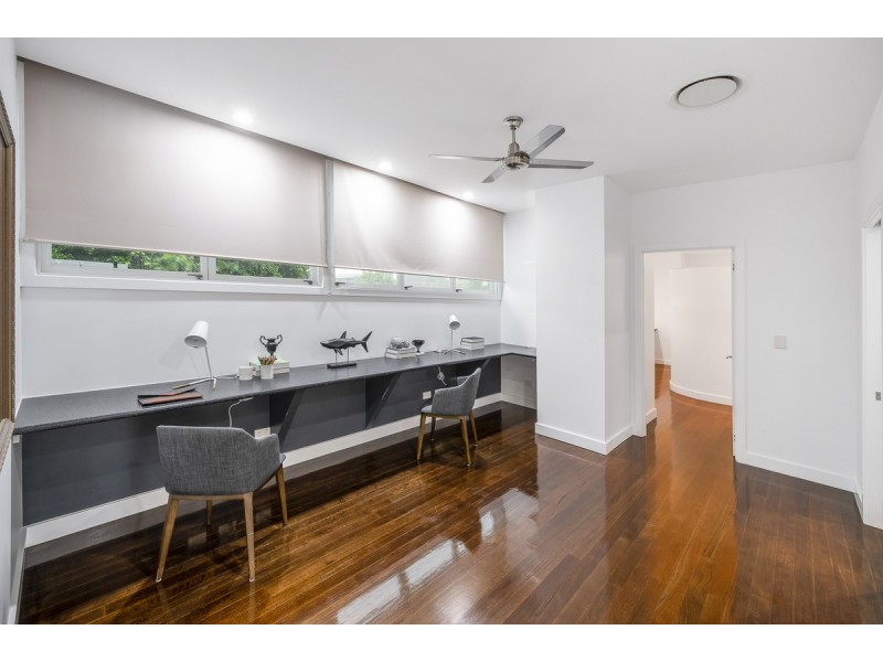 73 Hawken Drive, St Lucia QLD 4067