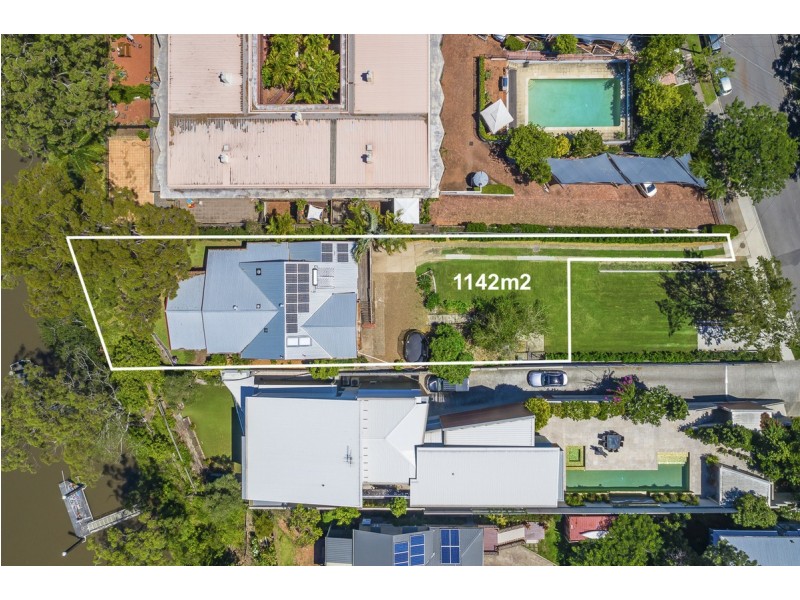 27 Dudley Street, Highgate Hill QLD 4101