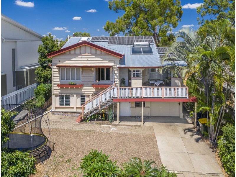 27 Dudley Street, Highgate Hill QLD 4101