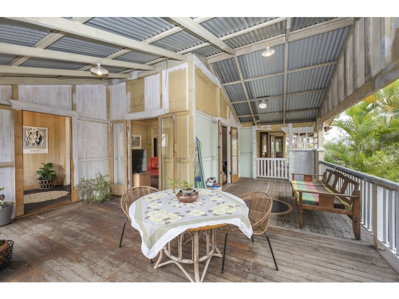 27 Dudley Street, Highgate Hill QLD 4101