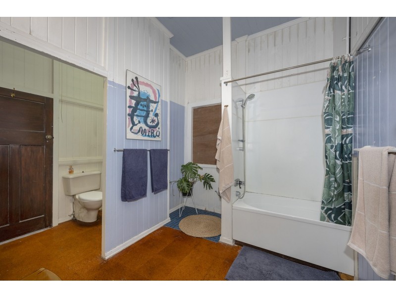 27 Dudley Street, Highgate Hill QLD 4101