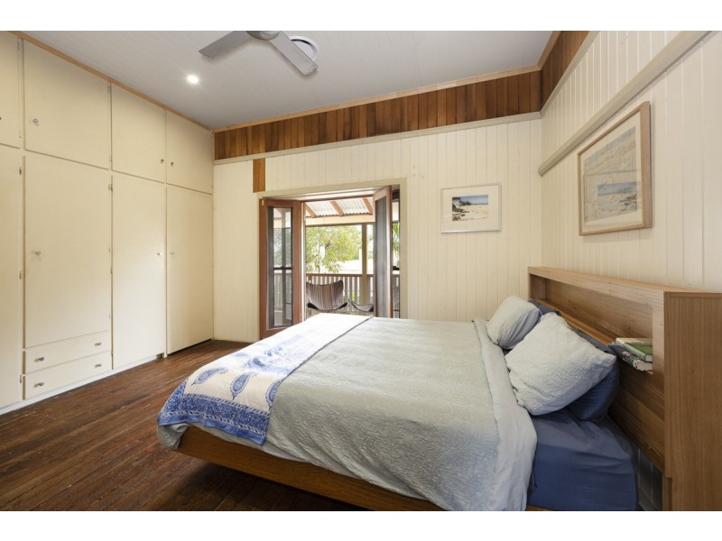 27 Dudley Street, Highgate Hill QLD 4101