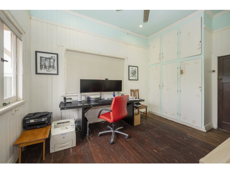 27 Dudley Street, Highgate Hill QLD 4101