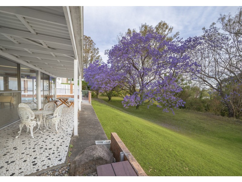 45 Glencairn Avenue, Indooroopilly QLD 4068