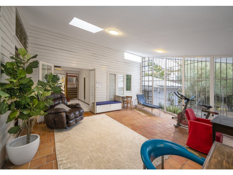 45 Glencairn Avenue, Indooroopilly QLD 4068