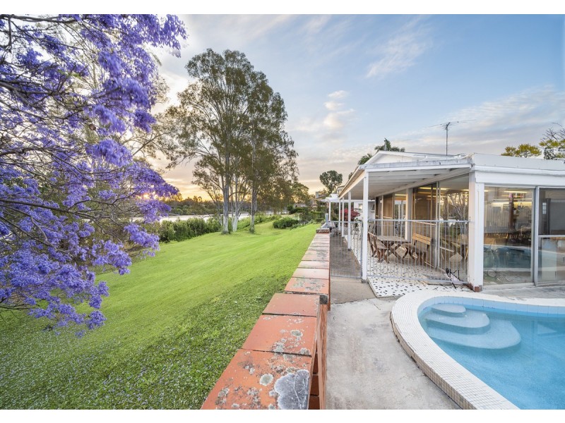 45 Glencairn Avenue, Indooroopilly QLD 4068