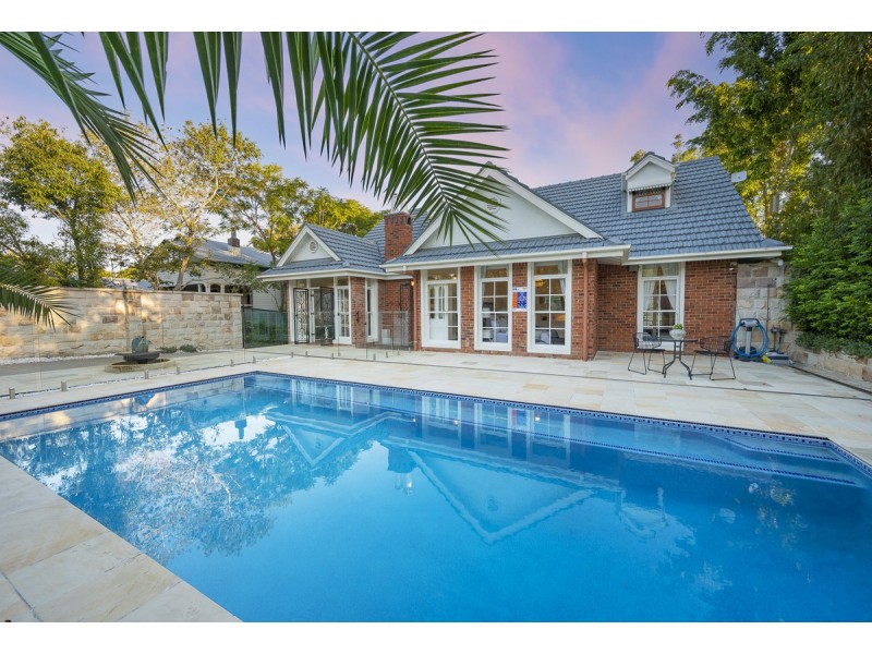 23 Goldieslie Road, Indooroopilly QLD 4068