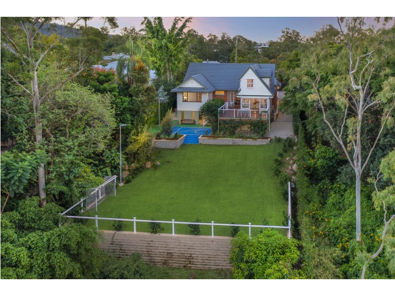 23 Goldieslie Road, Indooroopilly QLD 4068