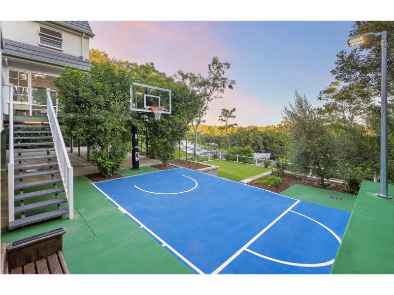 23 Goldieslie Road, Indooroopilly QLD 4068