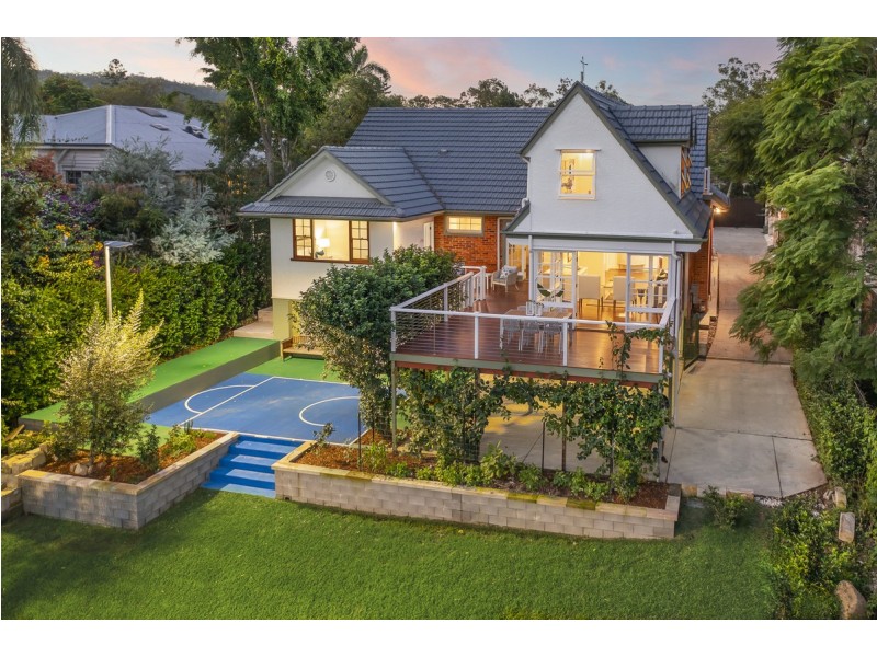 23 Goldieslie Road, Indooroopilly QLD 4068