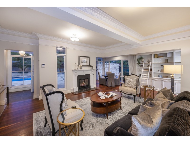 23 Goldieslie Road, Indooroopilly QLD 4068