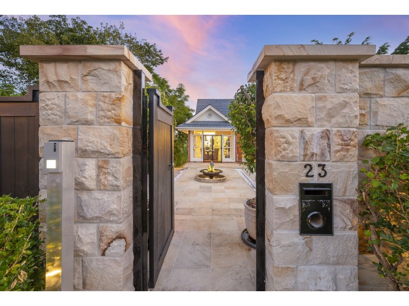 23 Goldieslie Road, Indooroopilly QLD 4068