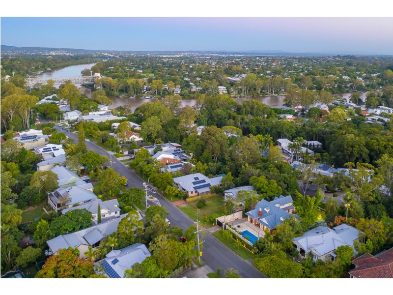 23 Goldieslie Road, Indooroopilly QLD 4068