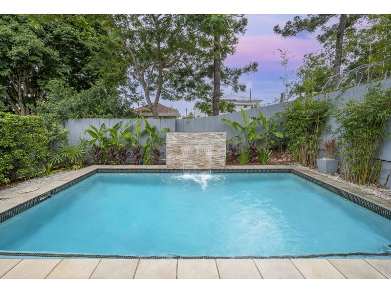 35 Victoria Street, Indooroopilly QLD 4068