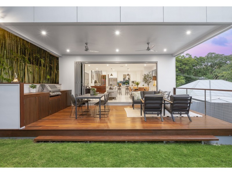 35 Victoria Street, Indooroopilly QLD 4068