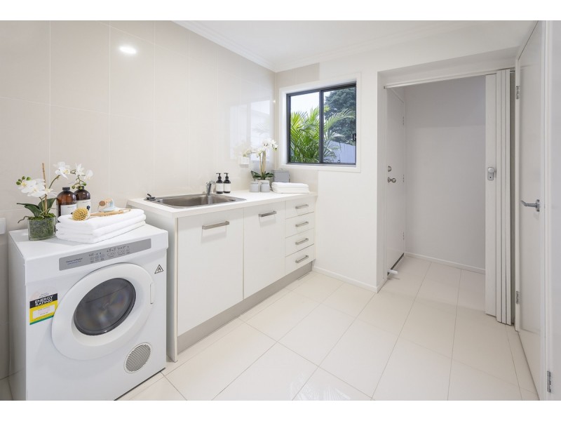 35 Victoria Street, Indooroopilly QLD 4068