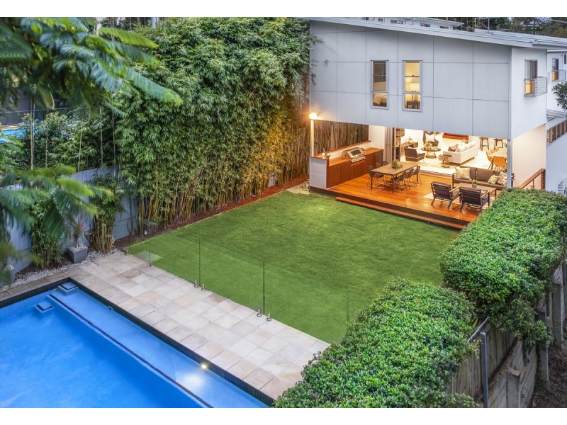 35 Victoria Street, Indooroopilly QLD 4068