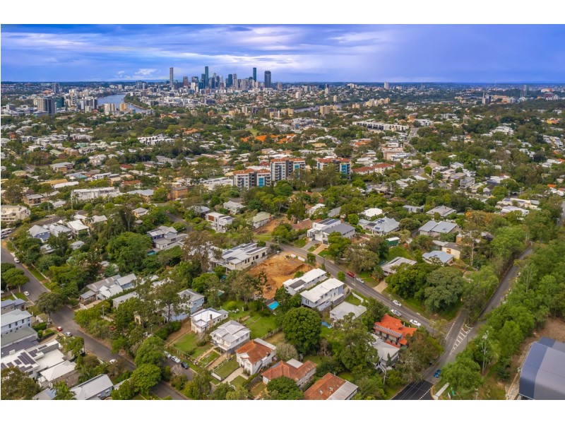 35 Victoria Street, Indooroopilly QLD 4068